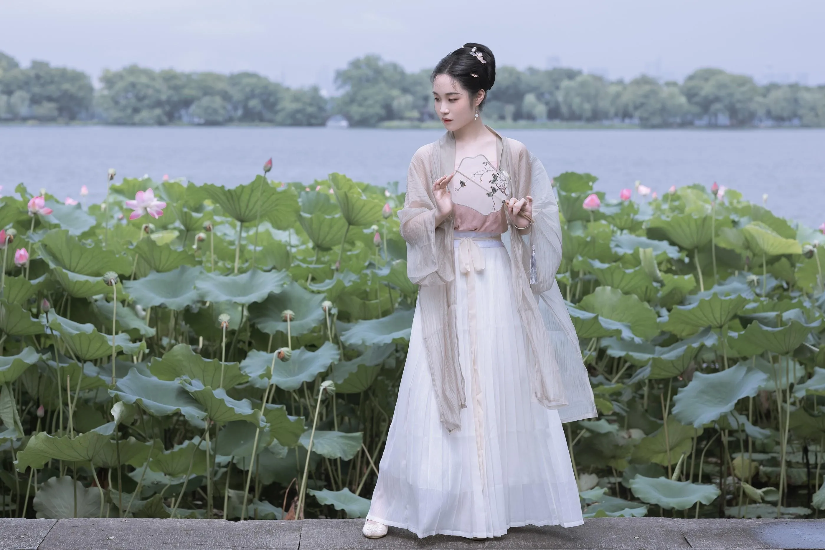 [YITUYU艺图语]2022.09.21 荷香 hannaa [29P]插图5